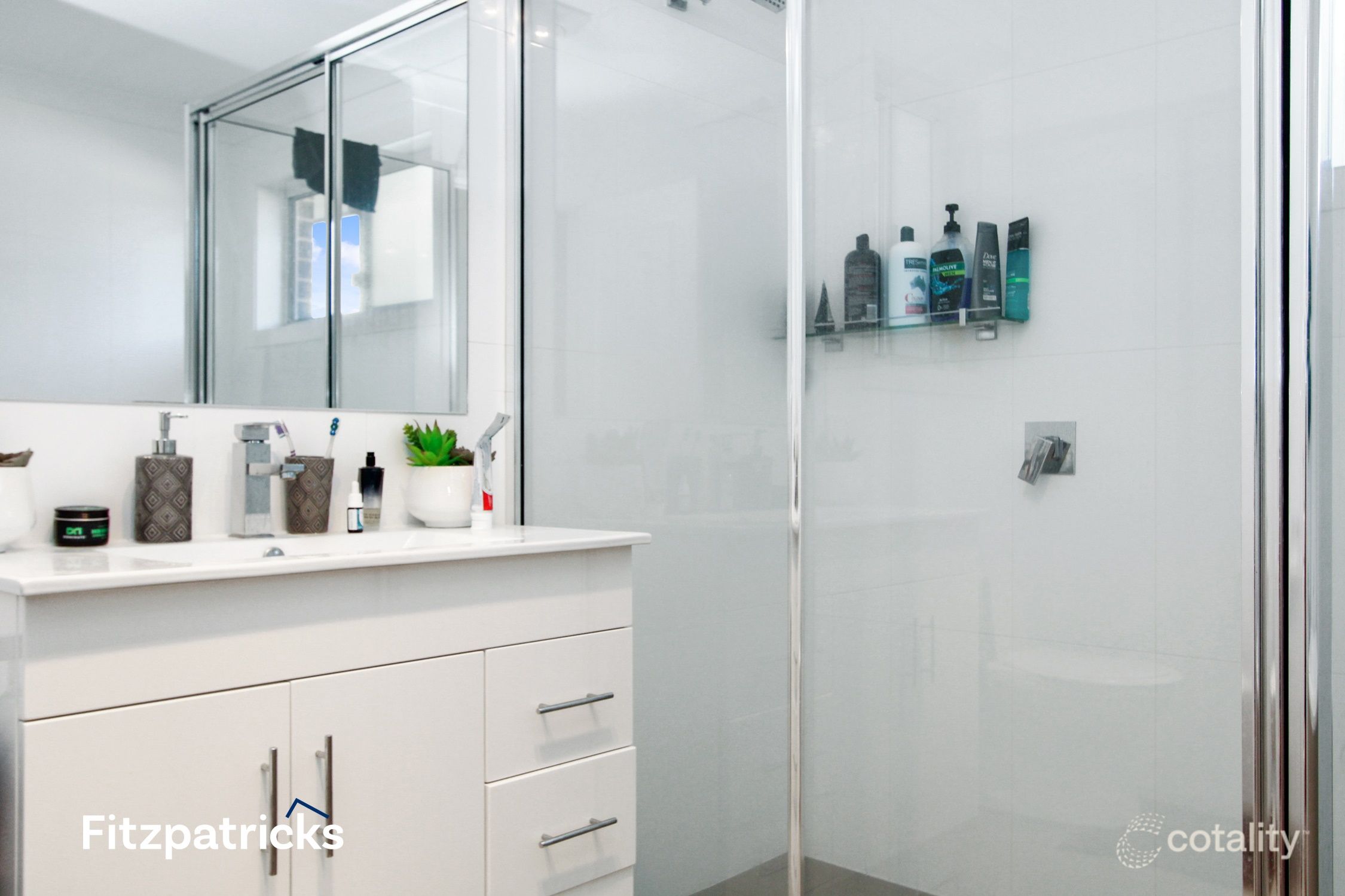 2/9 Cunjegong Loop, Gobbagombalin, NSW 2650