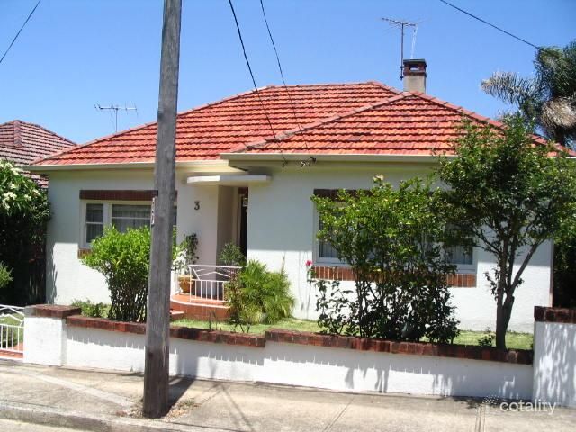 3 The Crescent, Russell Lea, NSW 2046