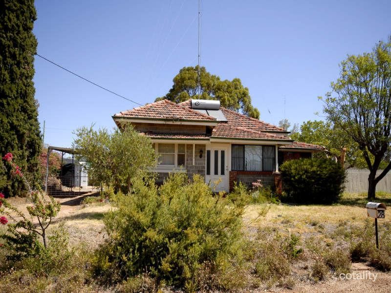 28 Bedford St, Cunderdin, WA 6407