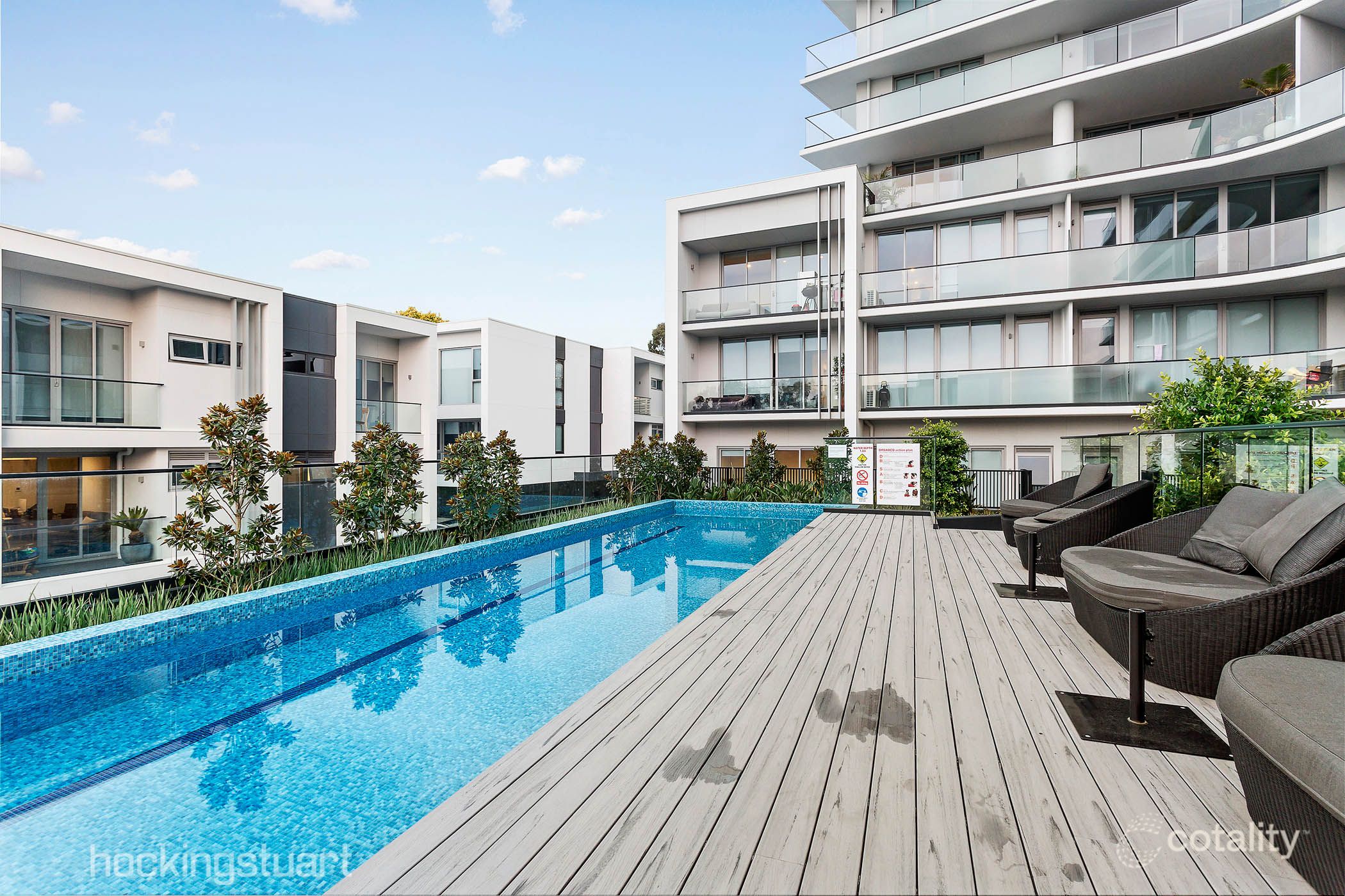 212/1 Grosvenor St, Doncaster, VIC 3108