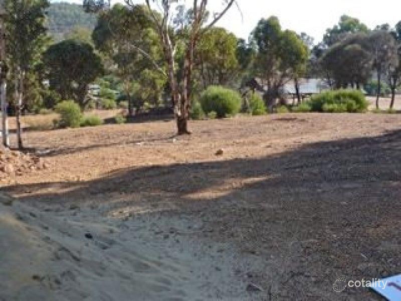 35 Sandalwood Pl, Boddington, WA 6390