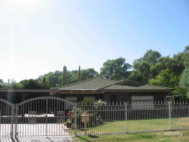 10 Deconno Ct, Dernancourt, SA 5075