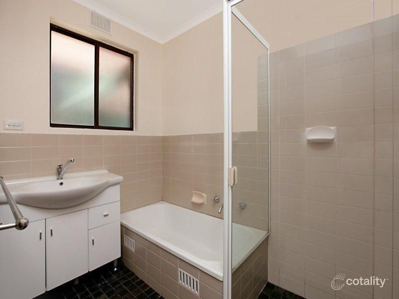 1 Baymor Ct, Modbury, SA 5092