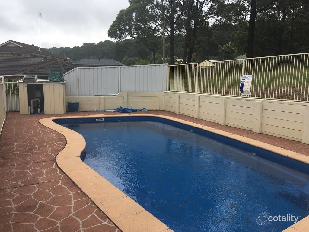 55 Silky Oak Dr, Caves Beach, NSW 2281