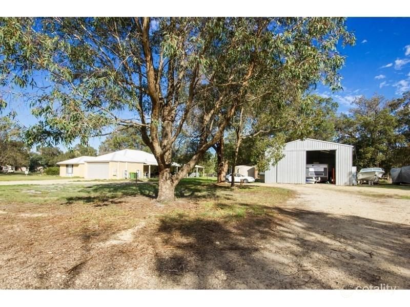 180 Lakelands Rd, Barragup, WA 6209