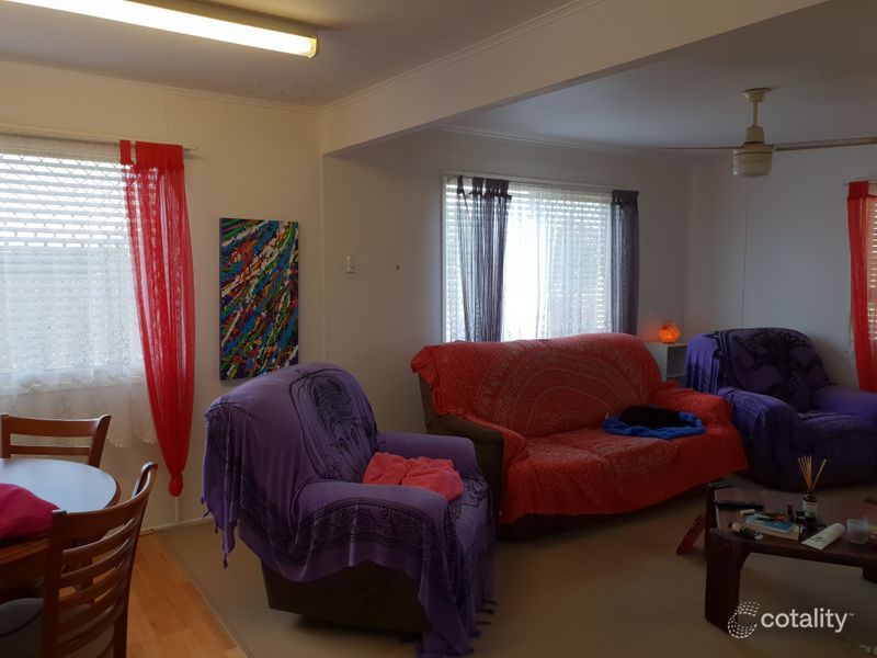 18 Peirson St, Millbank, QLD 4670