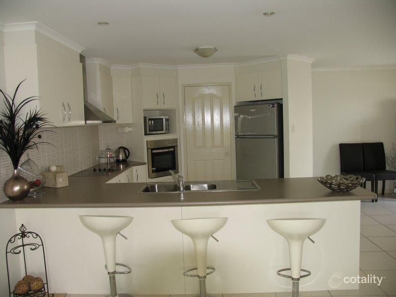 30 Premier Ave, Jones Hill, QLD 4570