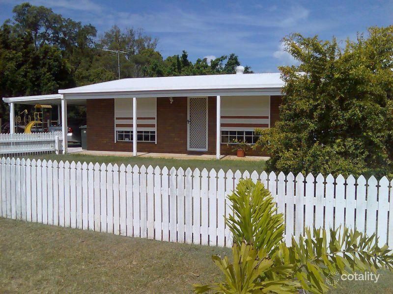 22 Penrose Ave, Redland Bay, QLD 4165