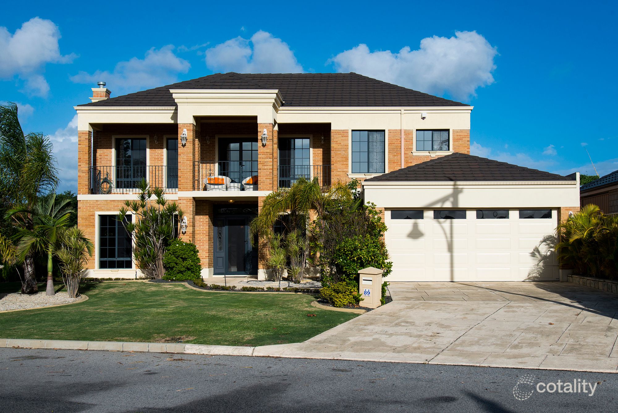 89 Bennett Dr, Canning Vale, WA 6155