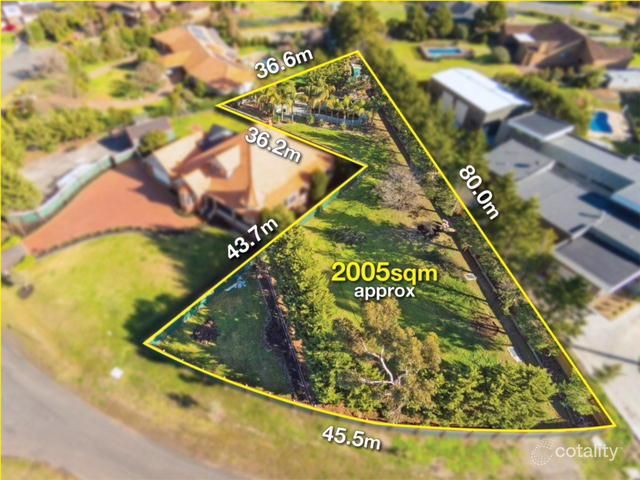 12a Inverness Mews, Greenvale, VIC 3059