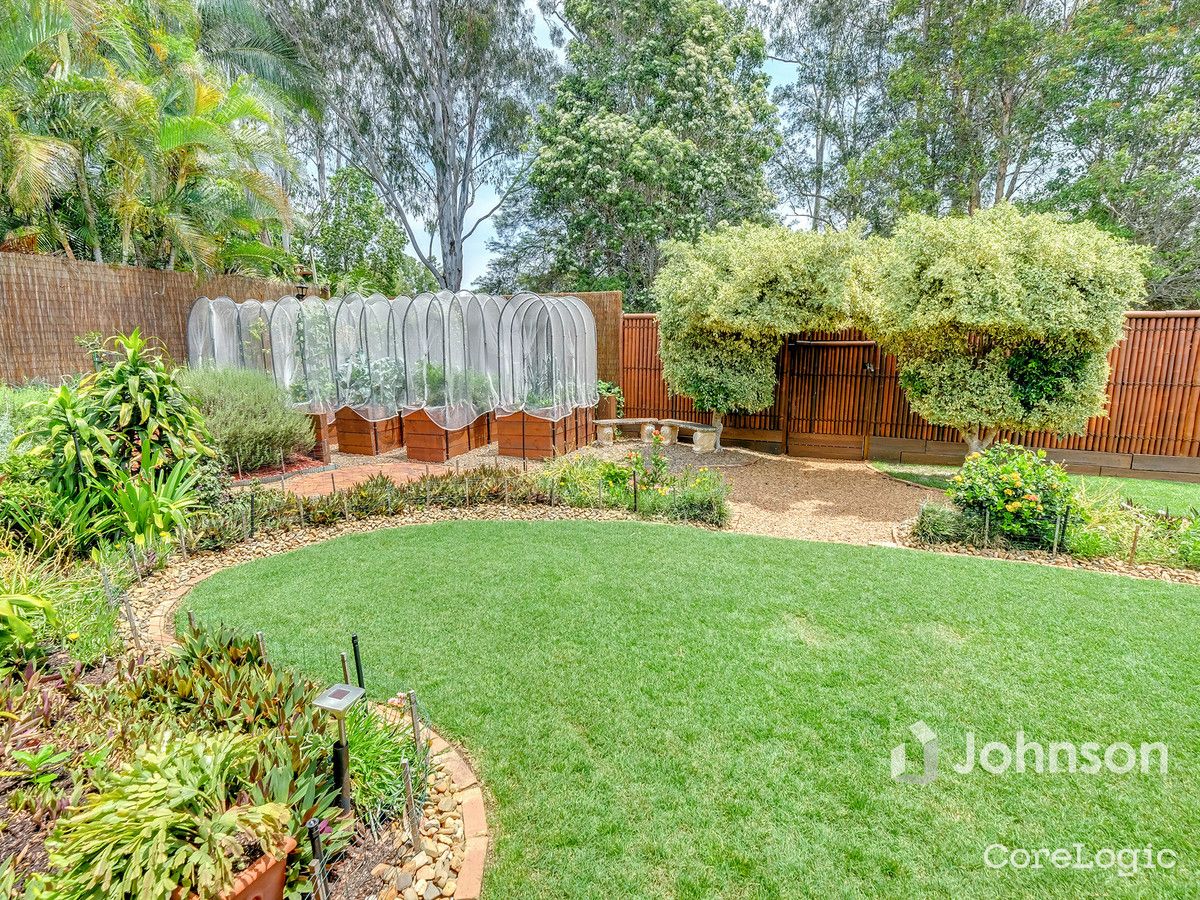 71 Cowley Dr, Flinders View, QLD 4305