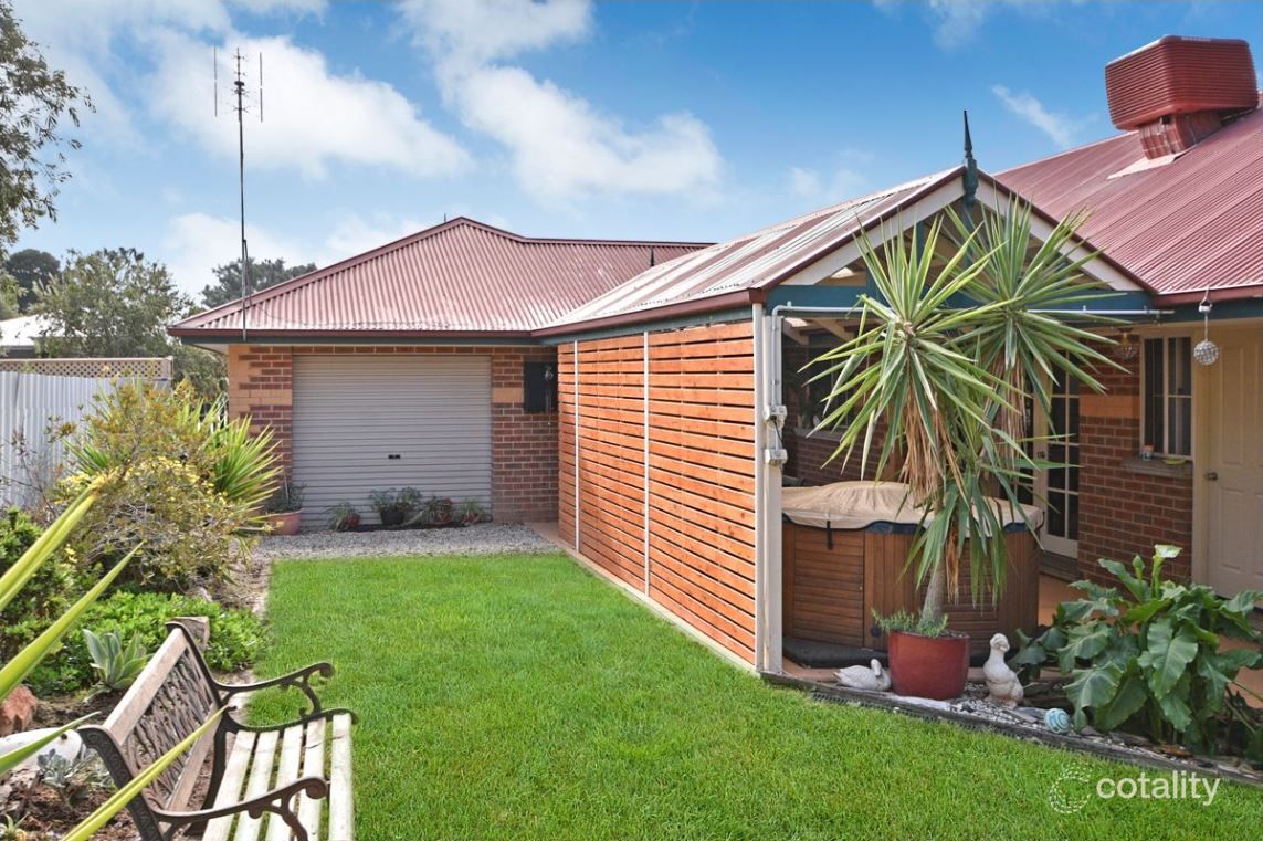 5 Peace St, Kangaroo Flat, VIC 3555