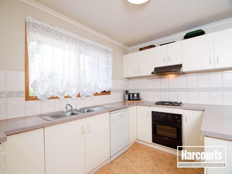 1/15 Quarrion Dr, Carrum Downs, VIC 3201