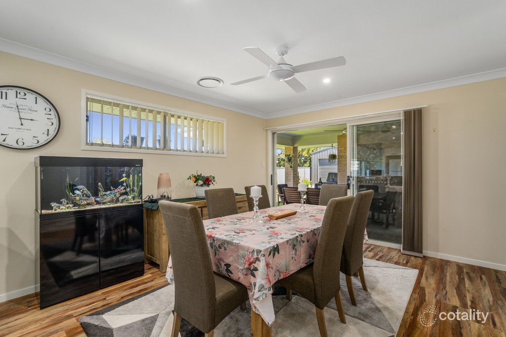 4 Peel Cl, Thornton, NSW 2322