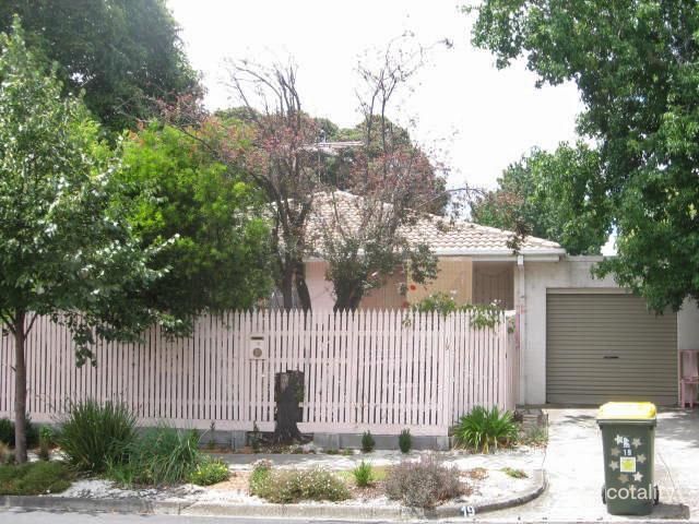 19 Yorkshire St, Blackburn North, VIC 3130