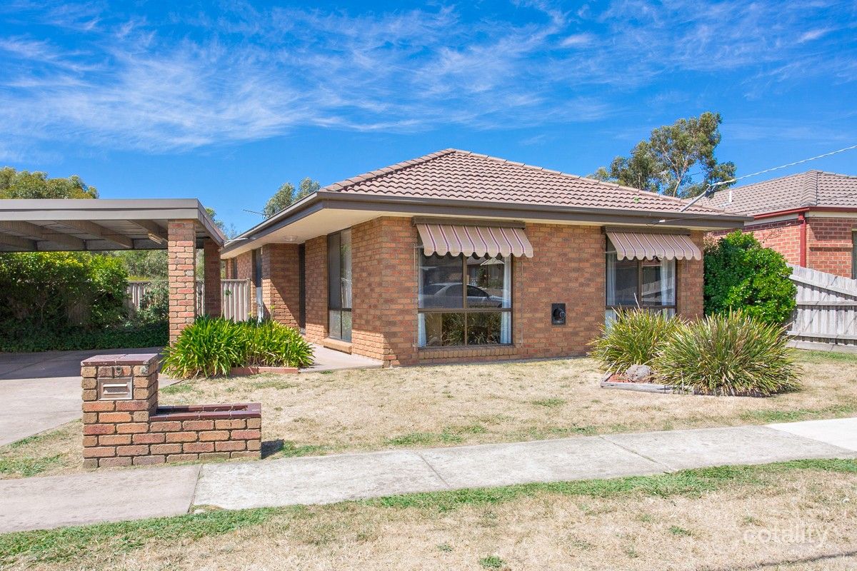 19 Bradby Ave, Mount Clear, VIC 3350