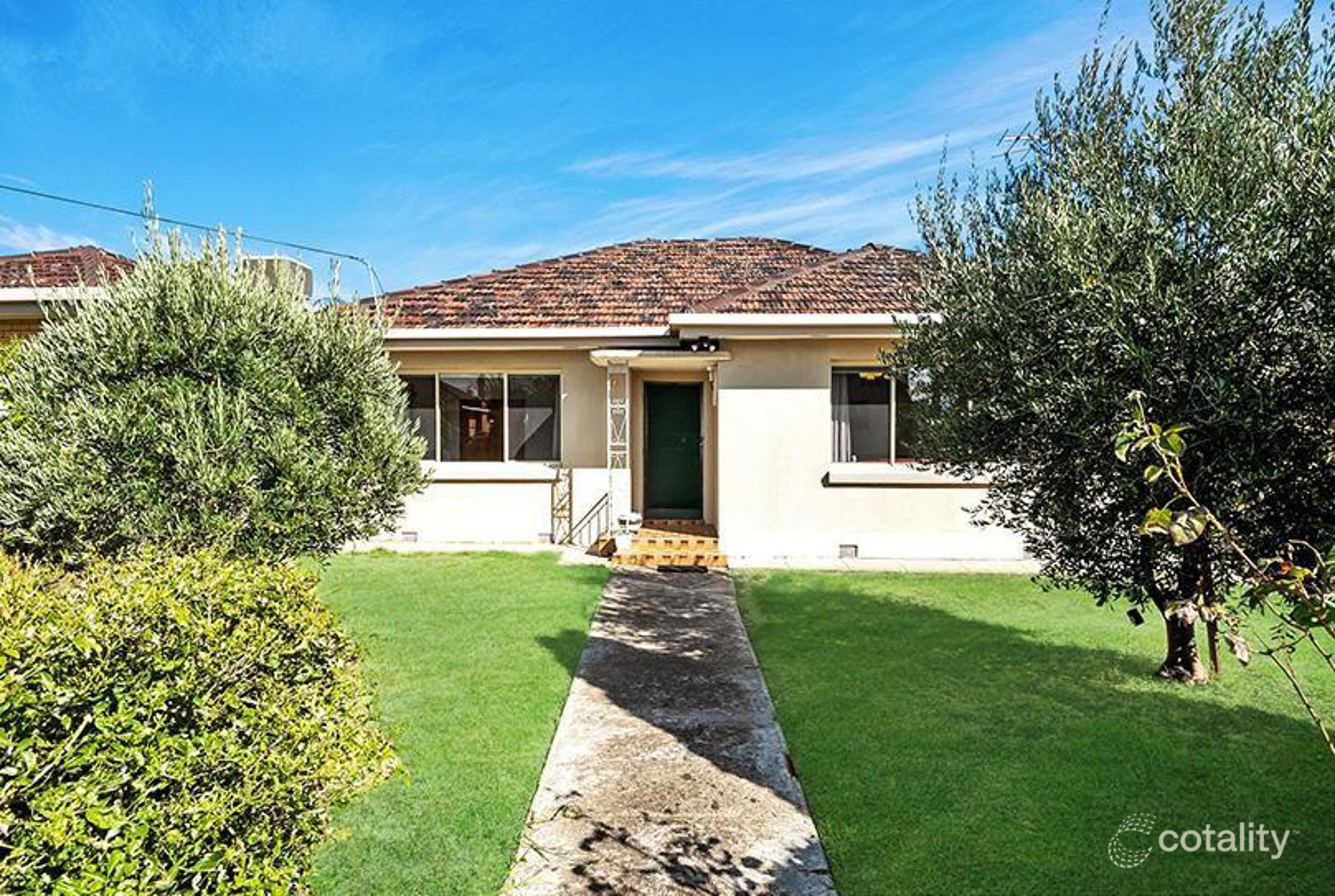 35 Alexander Ave, Thomastown, VIC 3074
