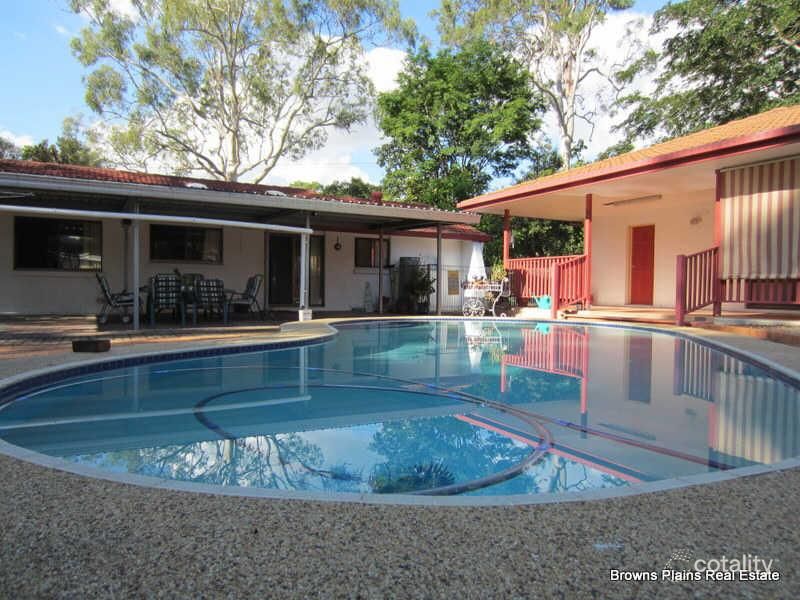 353 Middle Rd, Boronia Heights, QLD 4124