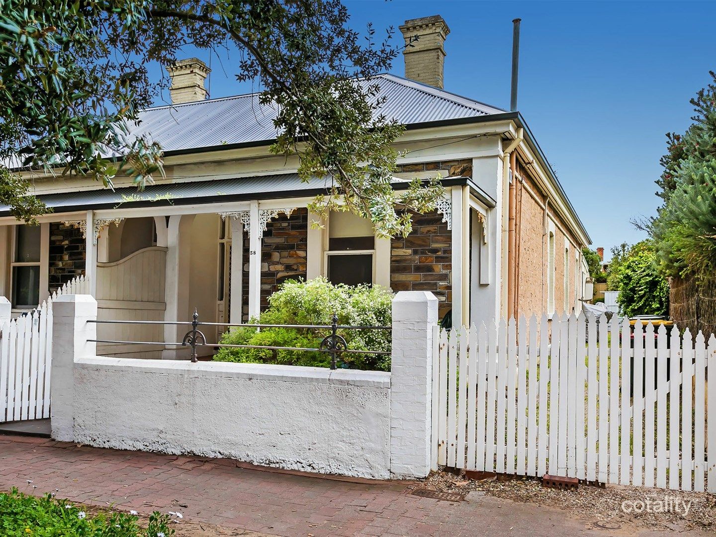 2/58 Moseley St, Glenelg South, SA 5045