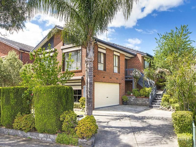 16 Mclaughlin Cres, Mill Park, VIC 3082