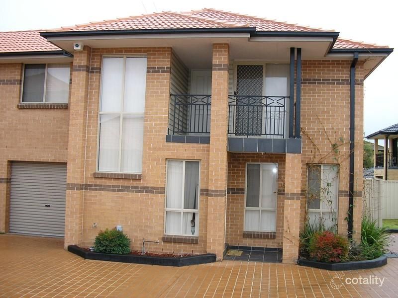 2/34 Allman St, Campbelltown, NSW 2560