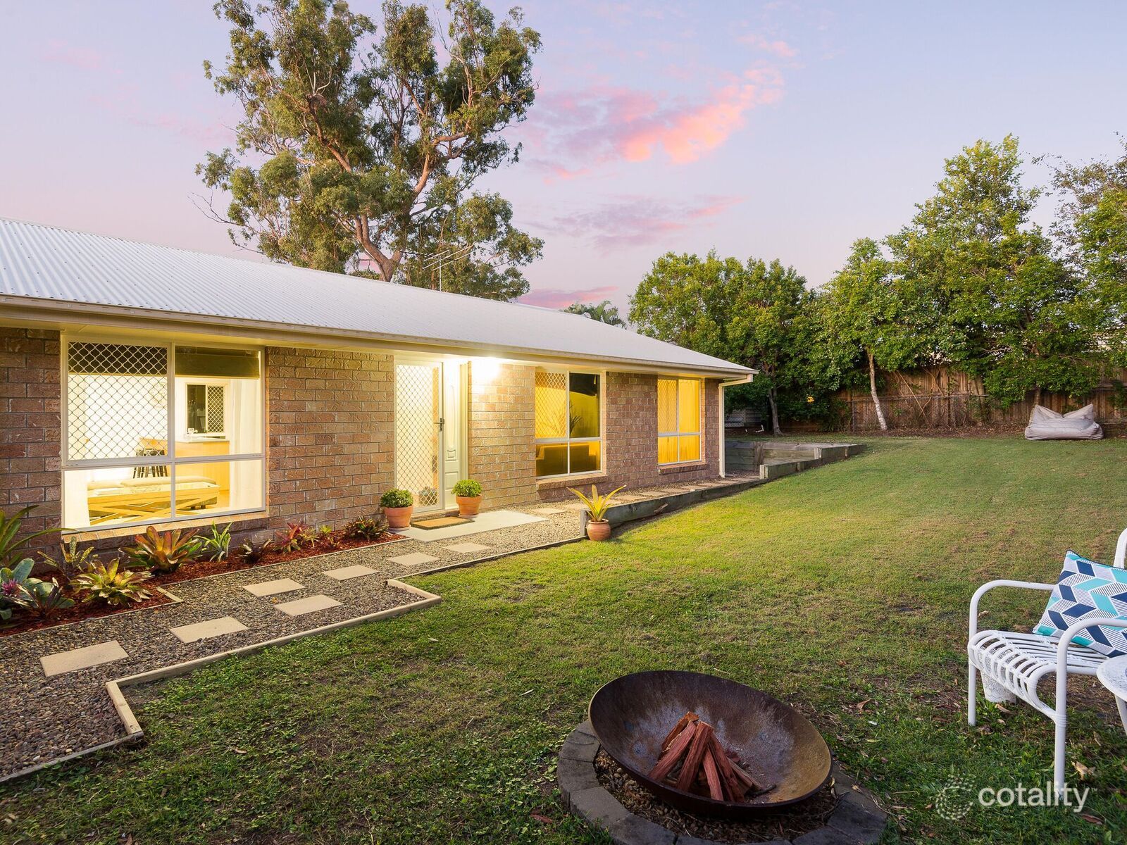 74 Gallipoli Rd, Carina Heights, QLD 4152