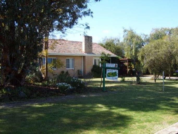 4 Hooson Way, Wilson, WA 6107