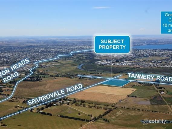 100 Tannery Rd, Charlemont, VIC 3217