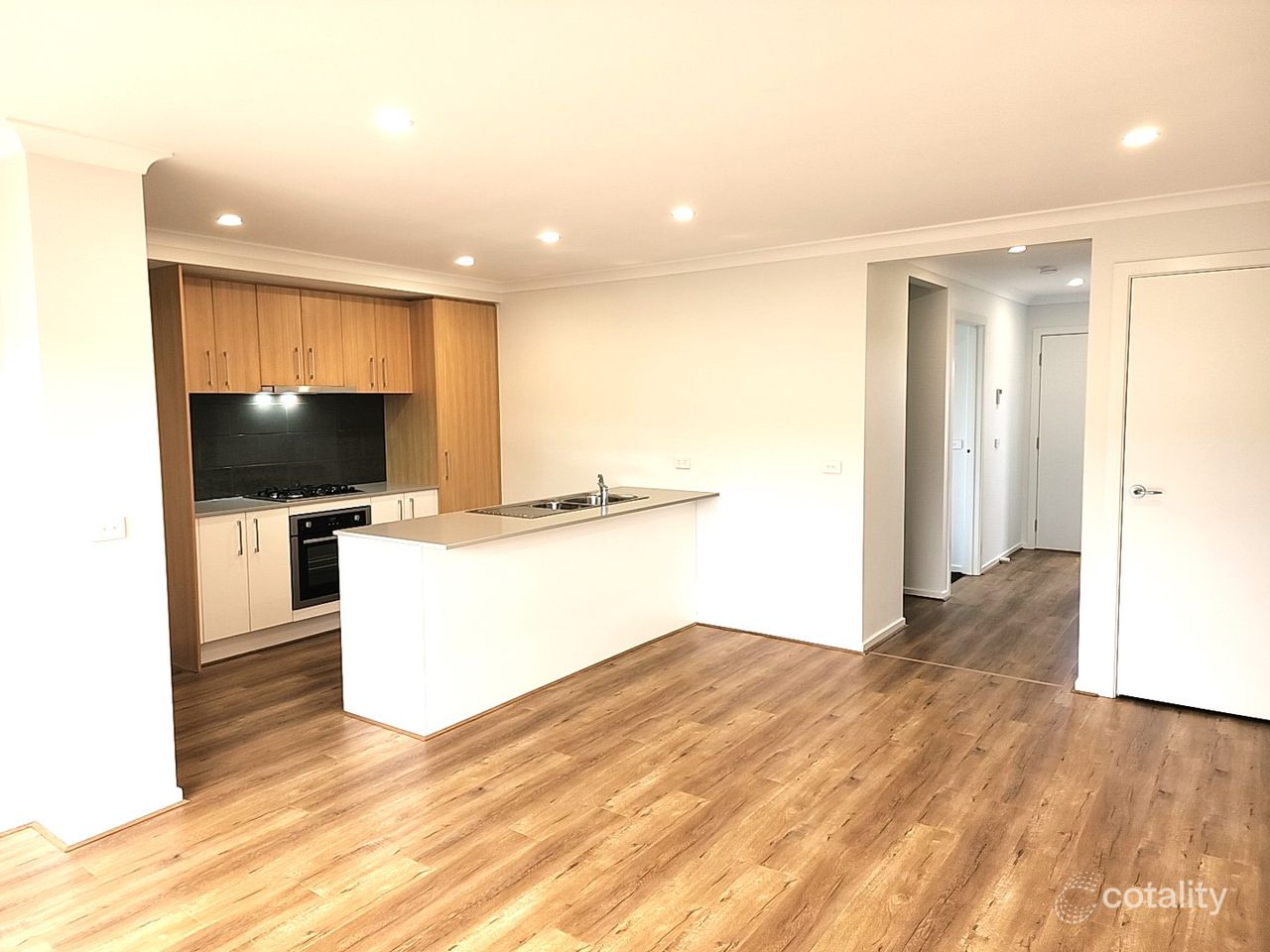 43 Bayview Walk, Thornhill Park, VIC 3335