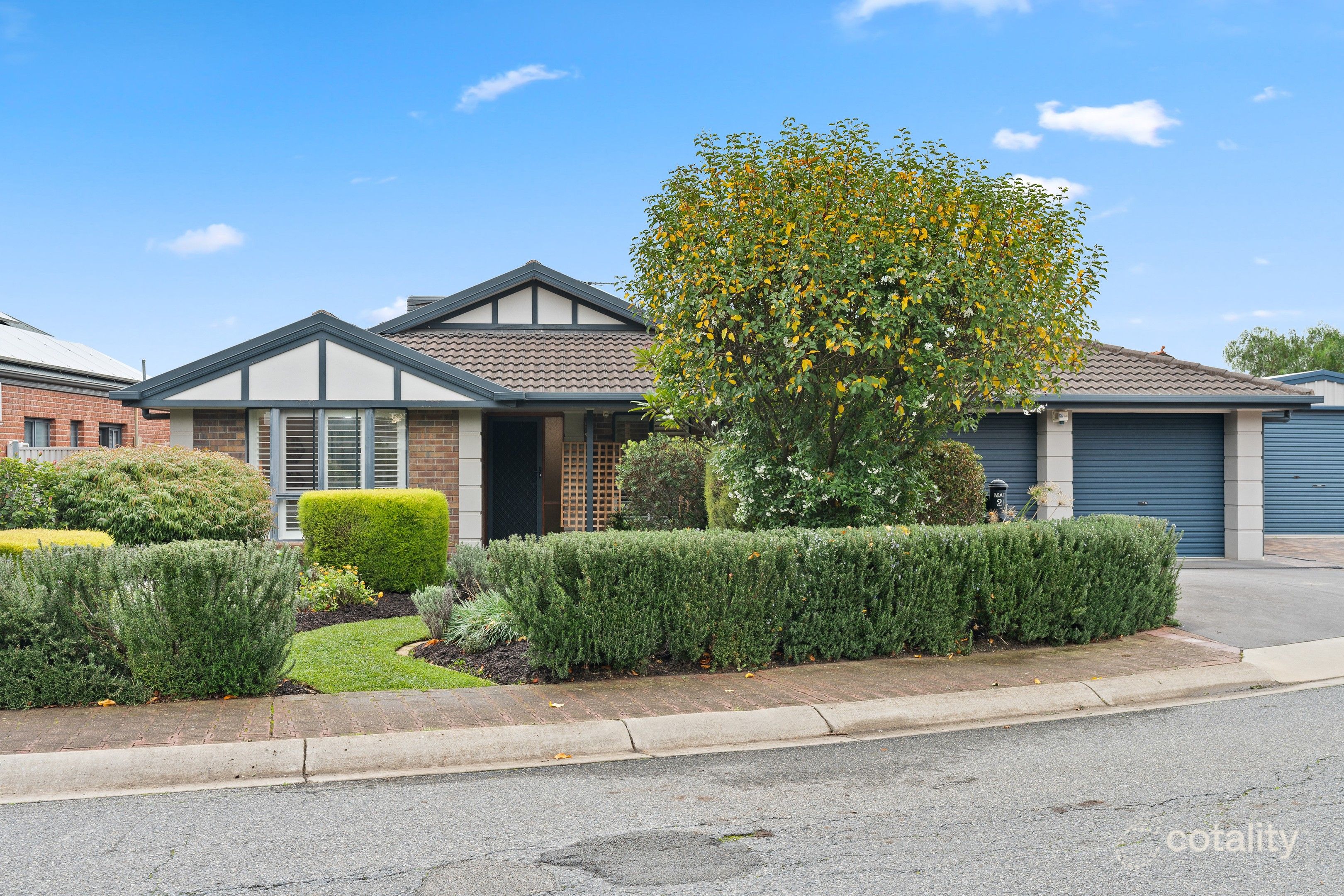 26 Tobin Cres, Woodcroft, SA 5162