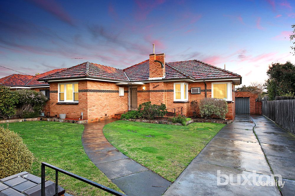 2 Nowra St, Moorabbin, VIC 3189
