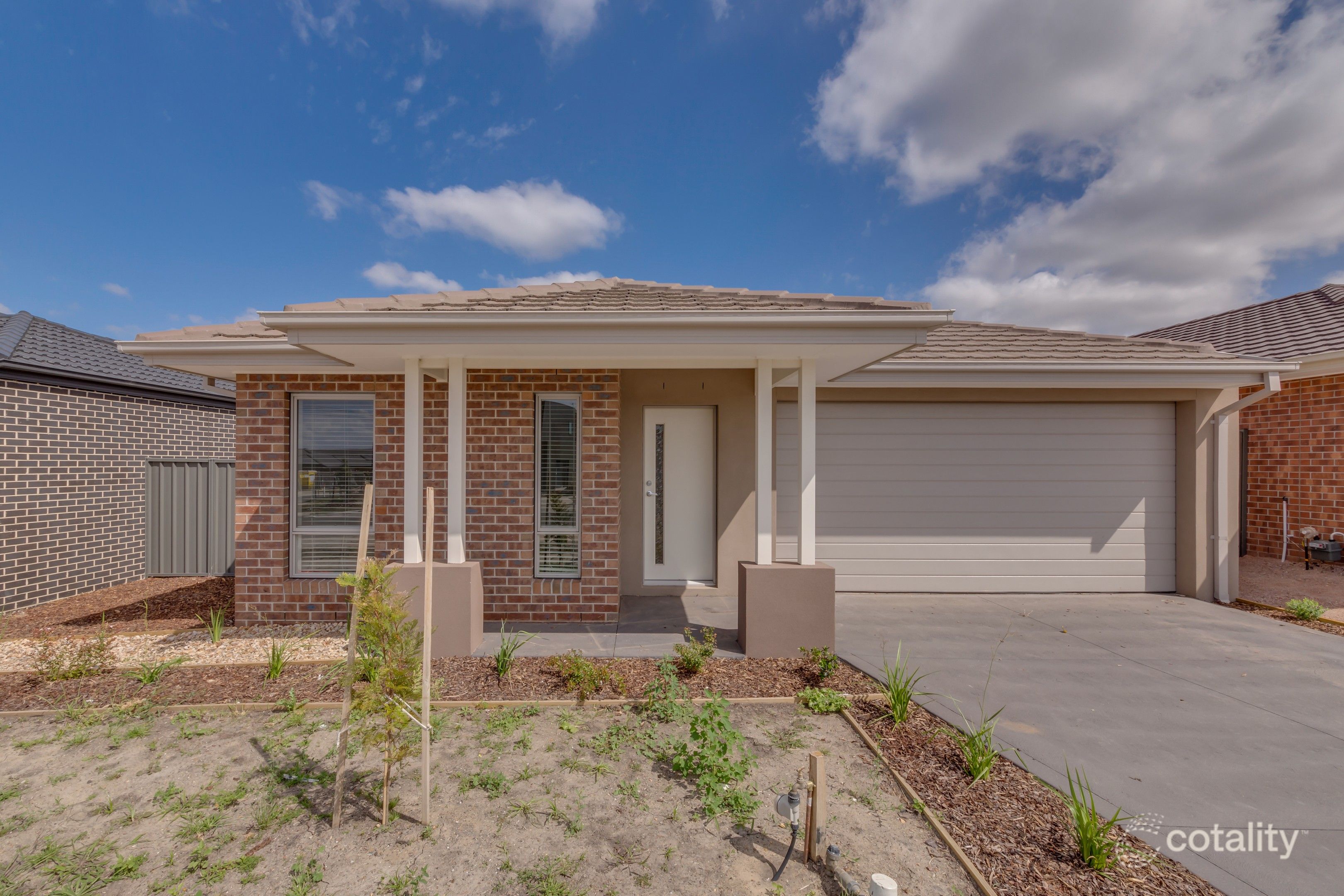 102 Arena Ave, Roxburgh Park, VIC 3064