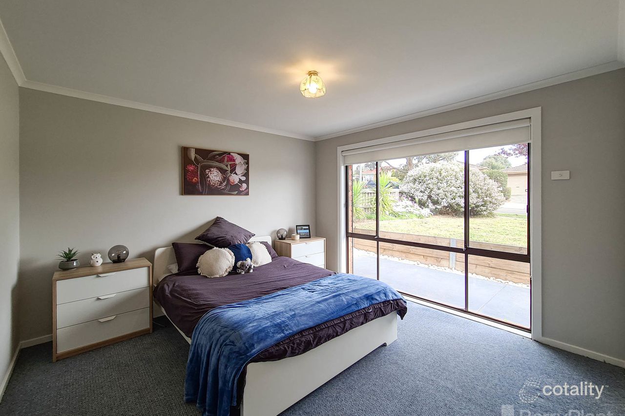 7 Thanos Ct, Hallam, VIC 3803