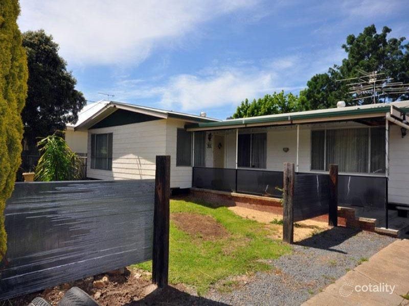 12 Centenary Ave, Tarcutta, NSW 2652