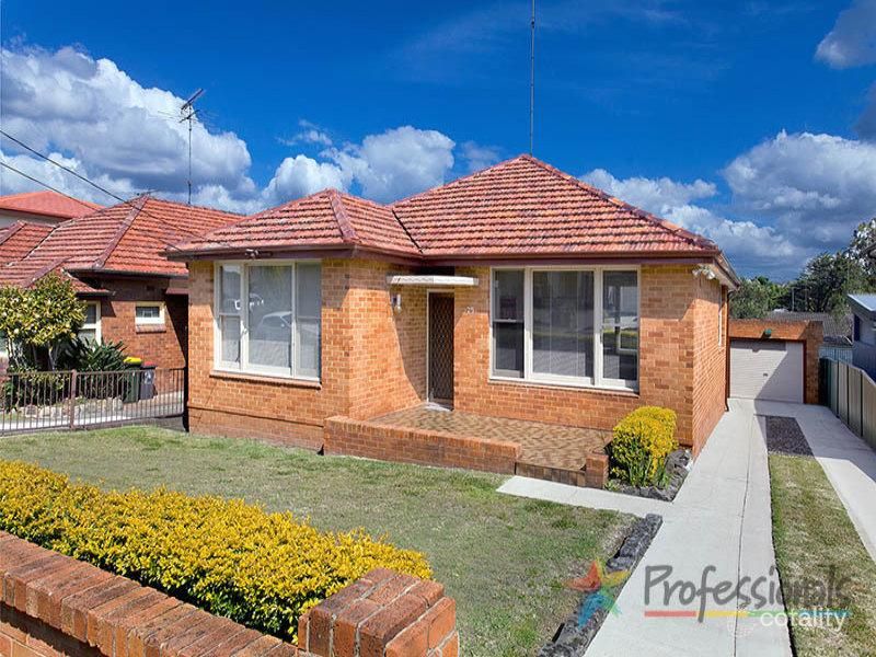 25 Bunyala St, Carss Park, NSW 2221