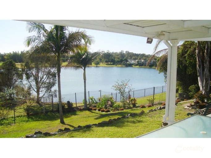 93 Cabana Bvd, Benowa, QLD 4217