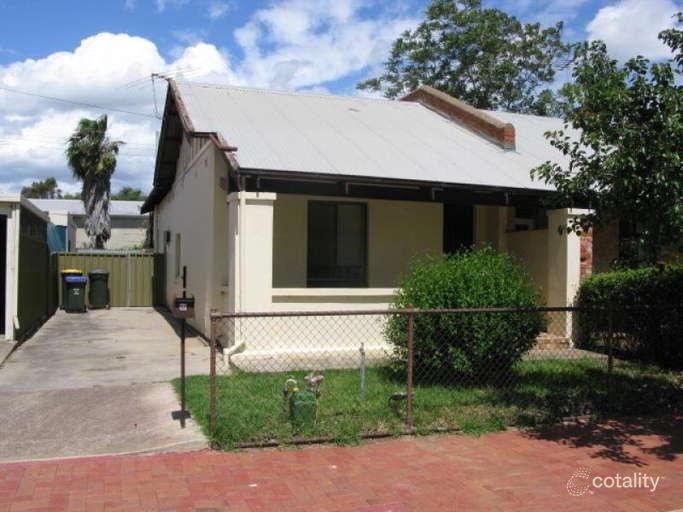 17 Trembath St, Bowden, SA 5007