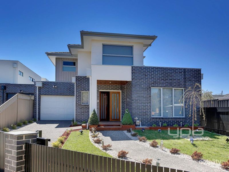 1/4 Kitson Cres, Airport West, VIC 3042