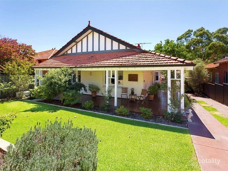 288 Walcott St, Menora, WA 6050