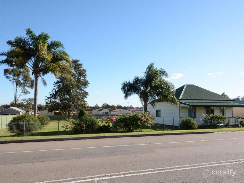12 Nelson St, Greta, NSW 2334