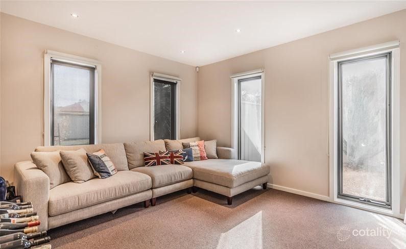 26 Joan St, Melton, VIC 3337