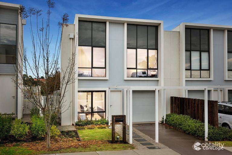 5 Manchester Cres, Bundoora, VIC 3083