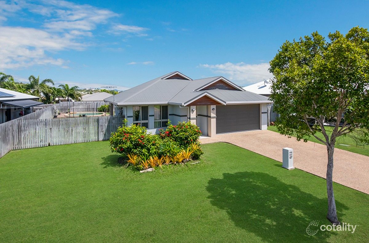 137 Daintree Dr, Bushland Beach, QLD 4818