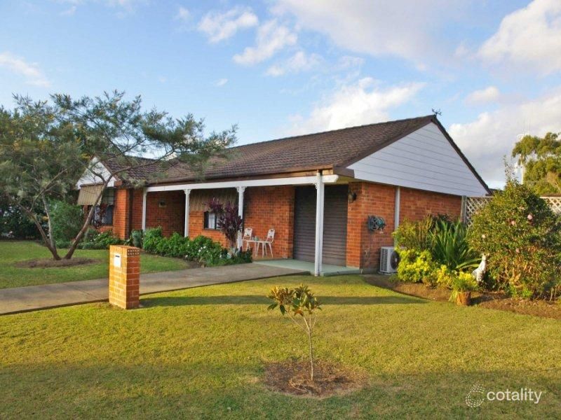2 Joel Dr, Old Bar, NSW 2430