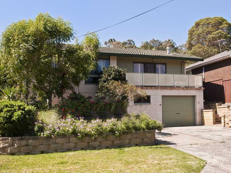 11 Glenview St, Dapto, NSW 2530
