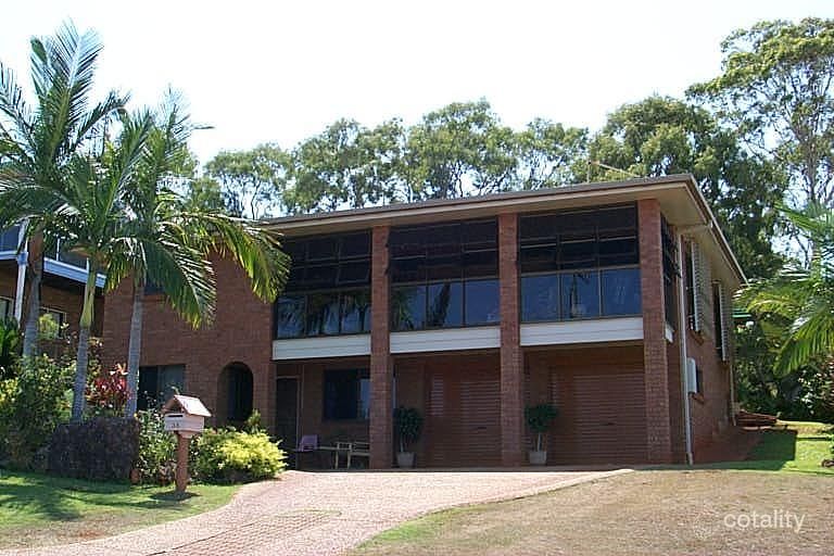 36 Marina Ave, Taranganba, QLD 4703