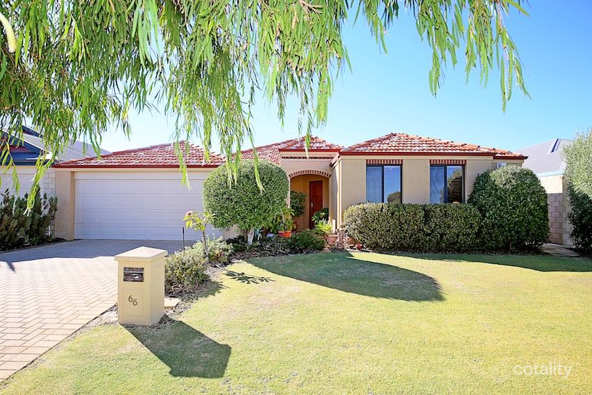 66 Buckingham Dr, Wannanup, WA 6210