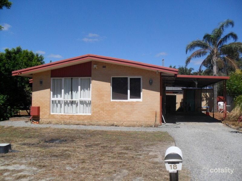 18 Strathearn Rd, Forrestfield, WA 6058