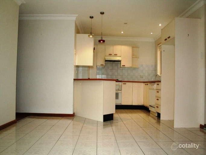 114 Daintree Dr, Wattle Grove, NSW 2173
