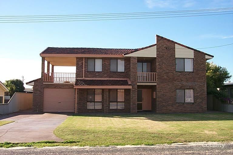 4 Parmelia Way, Madora Bay, WA 6210